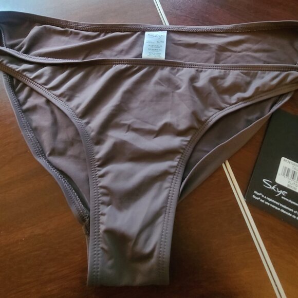 NWT  Skye Bikini - Picture 3 of 7